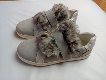 Basket fourrure grises taille 36