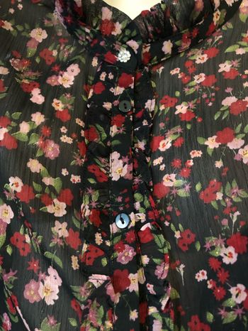 Chemise noire fleurie Fil or 42 la city