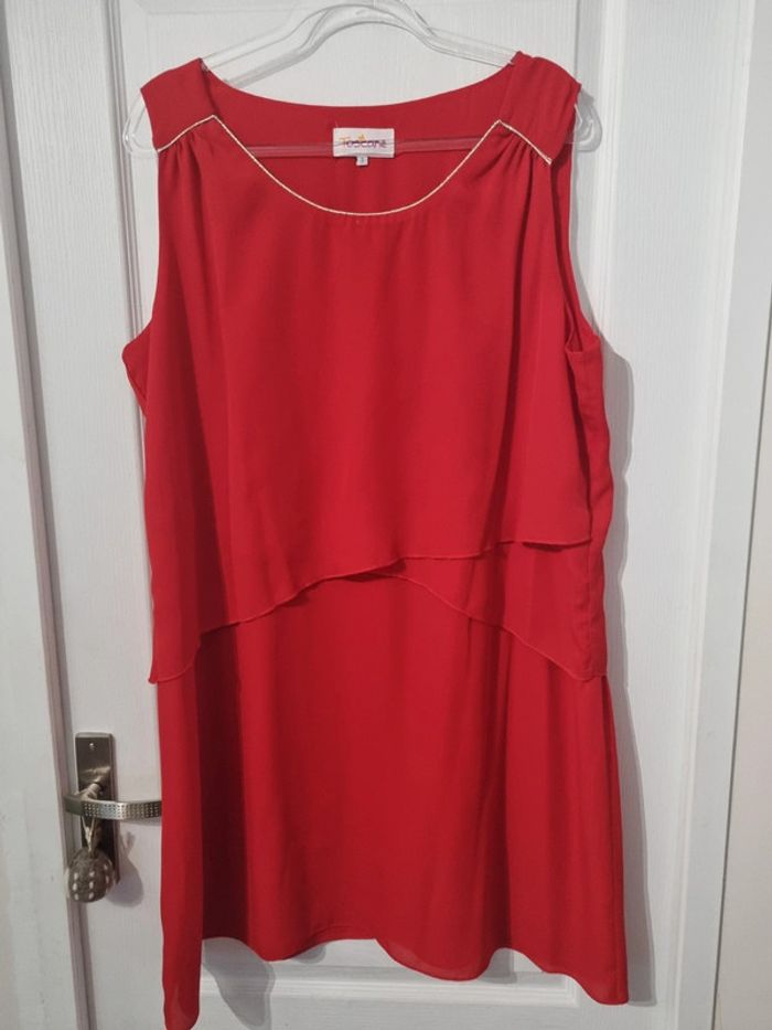 Robe fluide rouge toscane