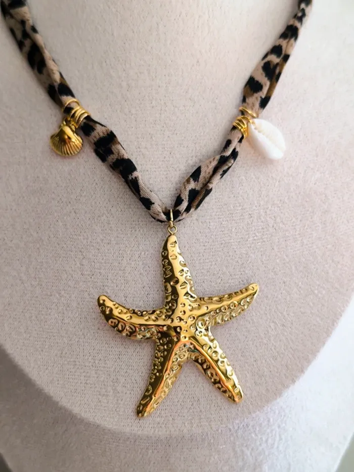 Collier motif léopard avec étoile de mer dorée - photo numéro 3