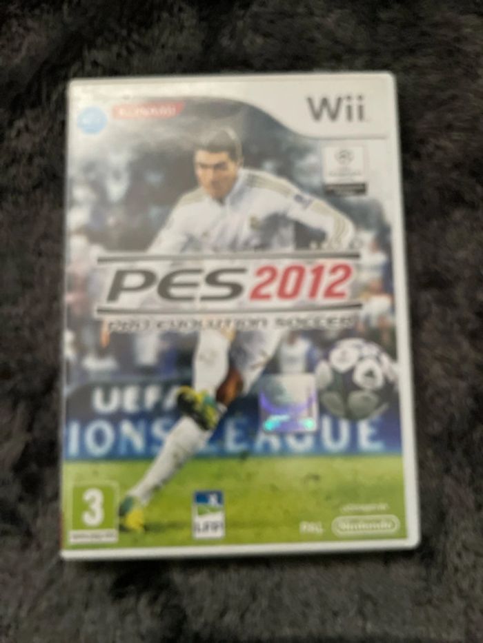 Jeu de wii Pes 2012 pro évolution soccer