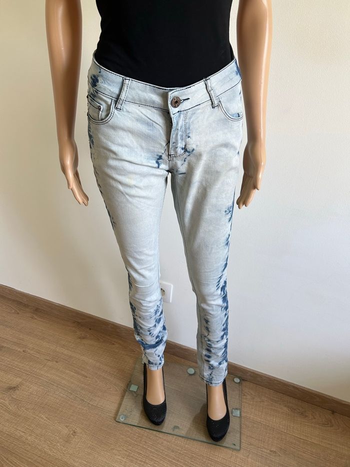 Jean bleu et bleu clair Zac & Zoé taille M bon état