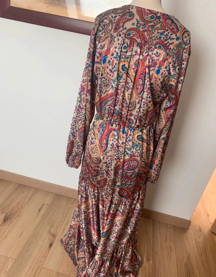 Robe longue satinée - photo numéro 3