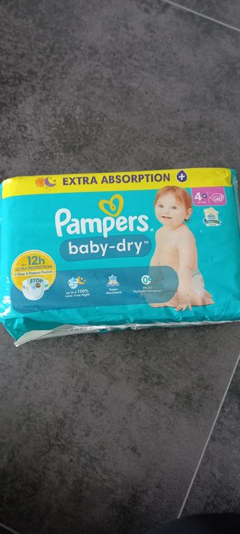 Pampers baby-dry taille 4+