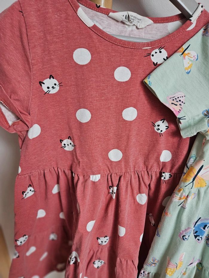Lot de 2 robes rose et verte H&M 8 ans - photo numéro 3