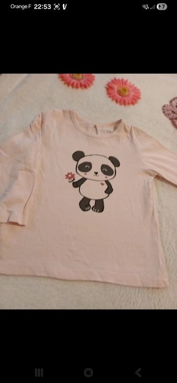 T.shirt fille taille 24 mois