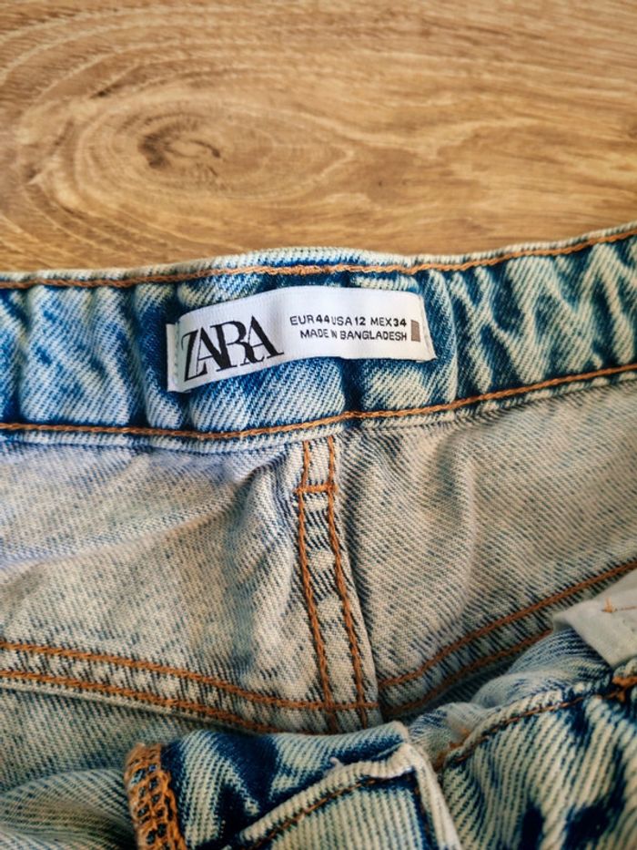 Short en jean zara taille 44 - photo numéro 3
