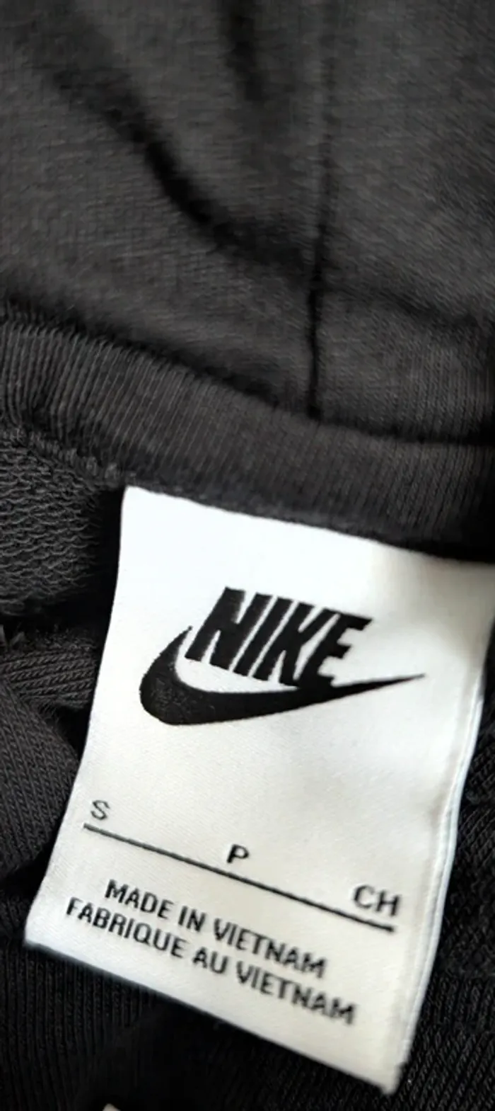 Sweat à capuche Nike Fleece Neuf avec étiquette - photo numéro 4