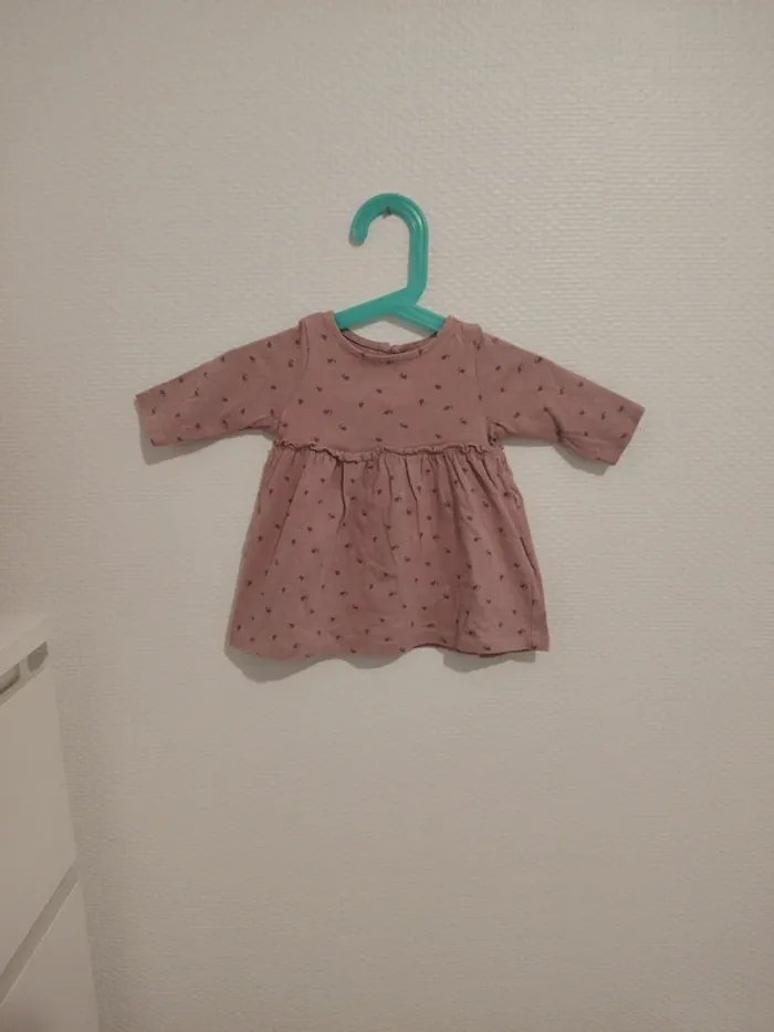 Robe  taille 3 mois