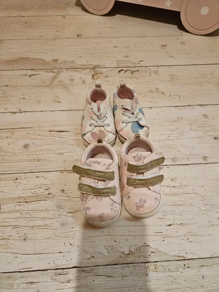 2 paires de chaussures 6-12 mois TAO