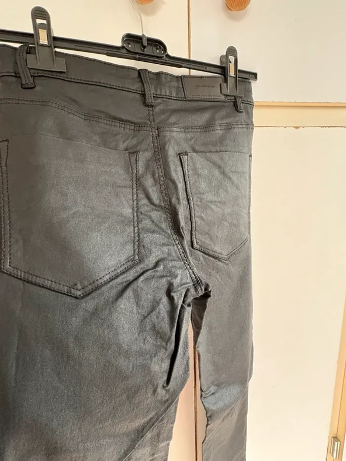 Pantalon skinny effet huilé - Stradivarius - photo numéro 5