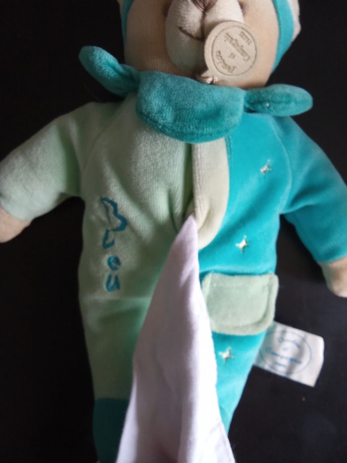 Doudou ours, bébé garçon bleu , blanc, vert pâle mouchoir, marque doudou et compagnie - photo numéro 4