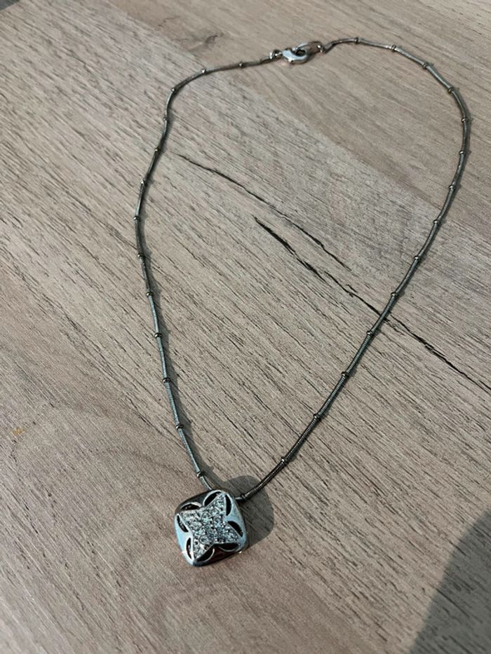 Collier et son pendentif - photo numéro 2