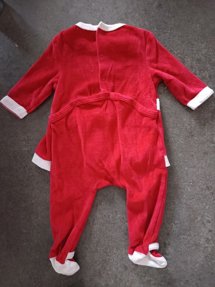 Pyjama rouge et blanc coeur 6 mois - photo numéro 4