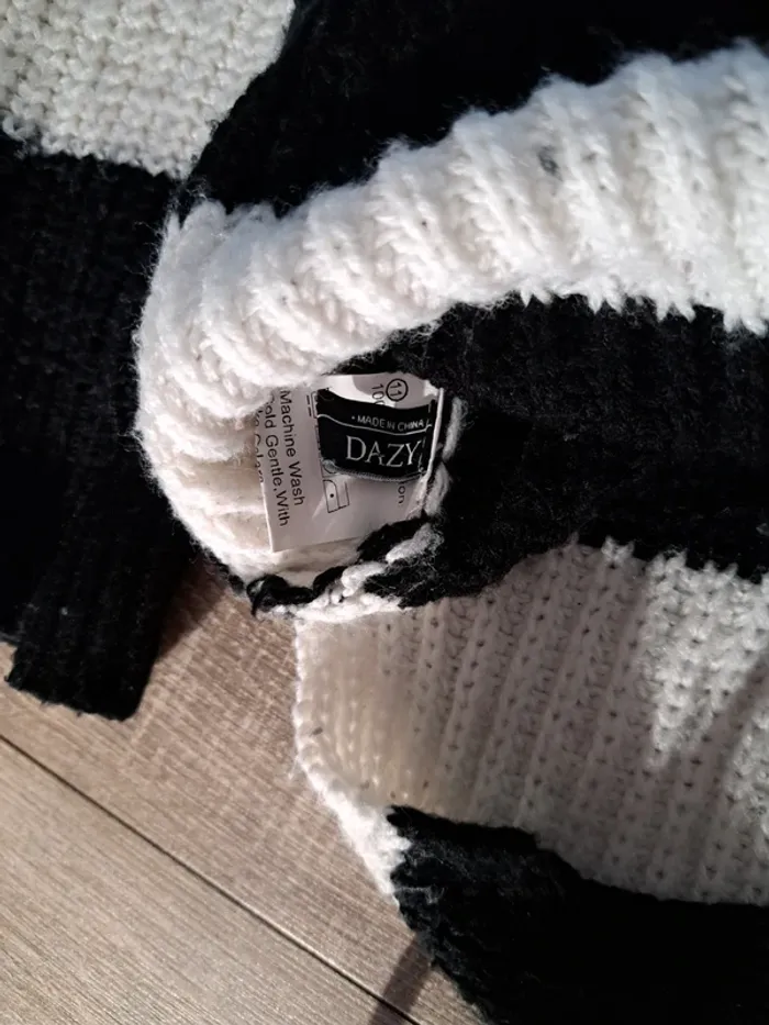 Pull large taille 38 - photo numéro 2