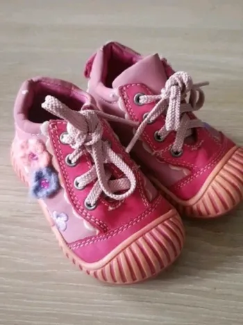chaussure rose Adelie