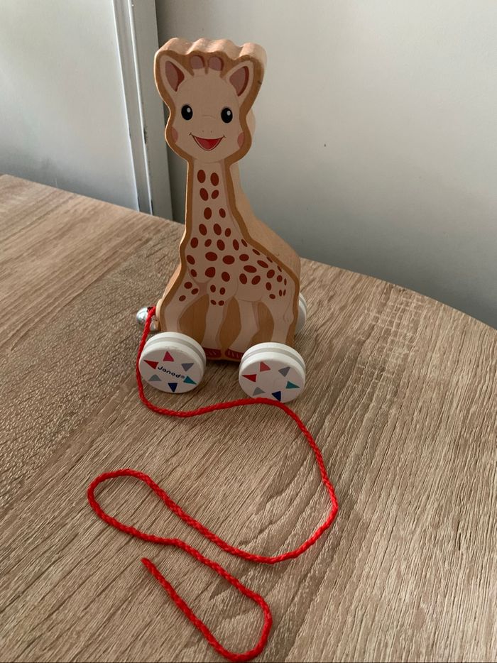 Jouet à tirer en bois Sophie la girafe - photo numéro 2