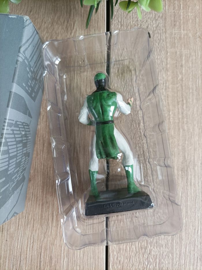 Figurine Marvel Karnak Eaglemoss Super Héros - photo numéro 4
