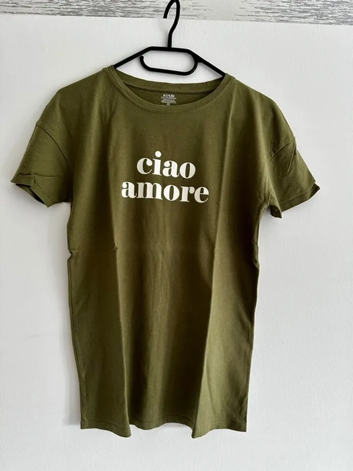 Tee shirt