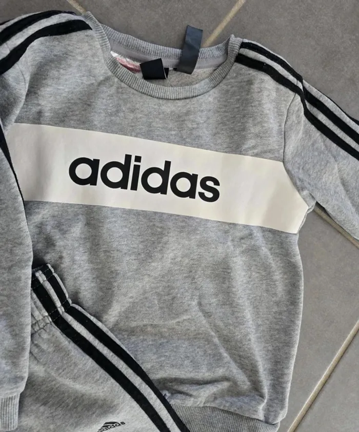 Ensemble jogging adidas gris - photo numéro 5
