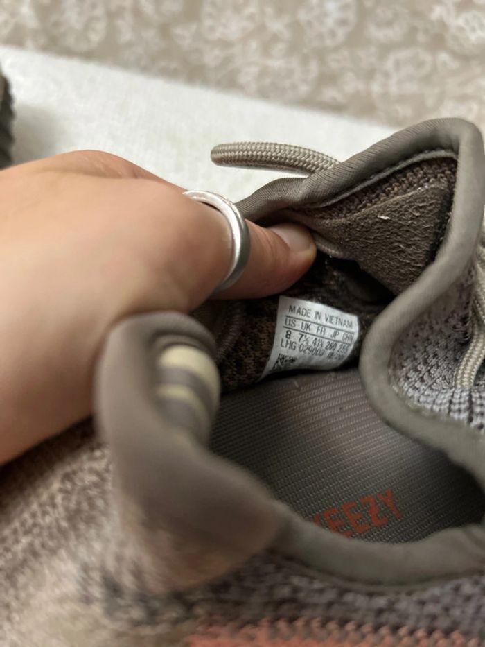 Baskets Yeezy Boost 350 Ash Stone 41 1/3 - photo numéro 7