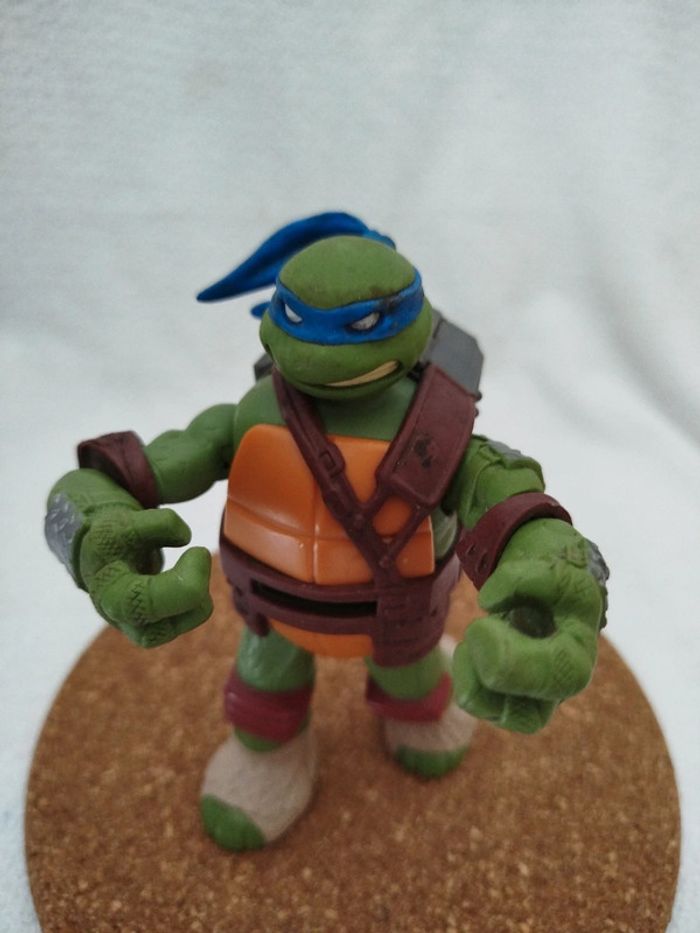 Figurine Tortue Ninja 2012 - photo numéro 2