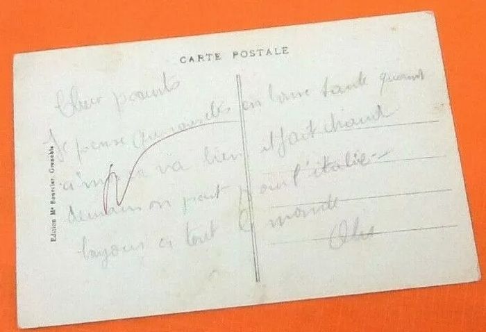 Carte postale ancienne Allevard-les-Bains (Isère) Le Parc - Le Kiosque à musique - photo numéro 3