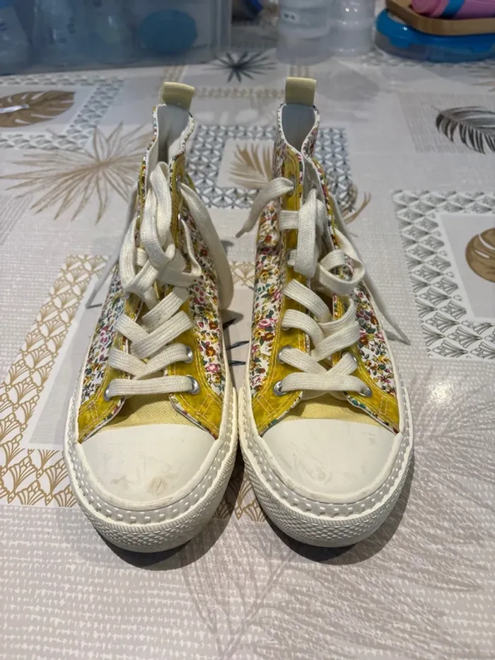 Chaussures taille 40 - photo numéro 3