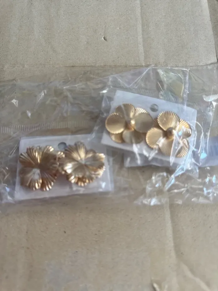 Lot de 2 paires de boucles d’oreille - photo numéro 2