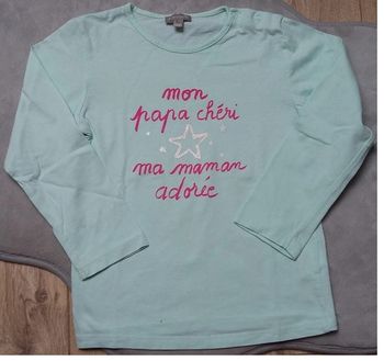 tee-shirt manches longues grain de blé 4 ans en très bon état