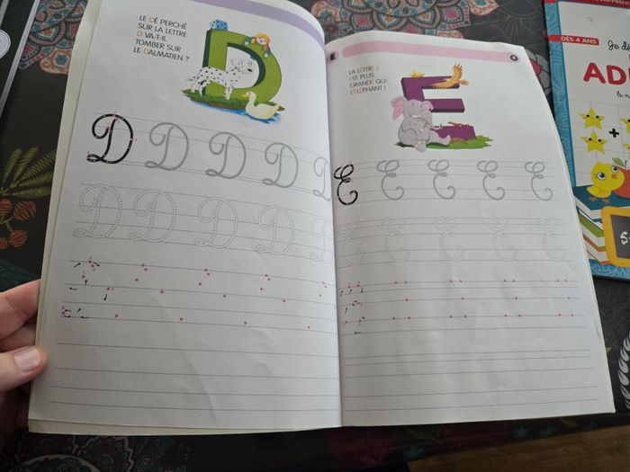 Livre d activités sur les majuscules cursives - photo numéro 4