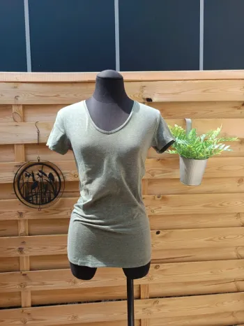 T-shirt taille 36