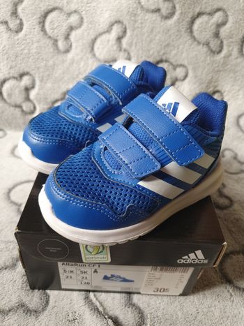 Baskets chaussures  tennis adidas