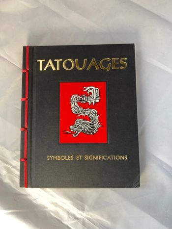 Tatouages, symboles et significations