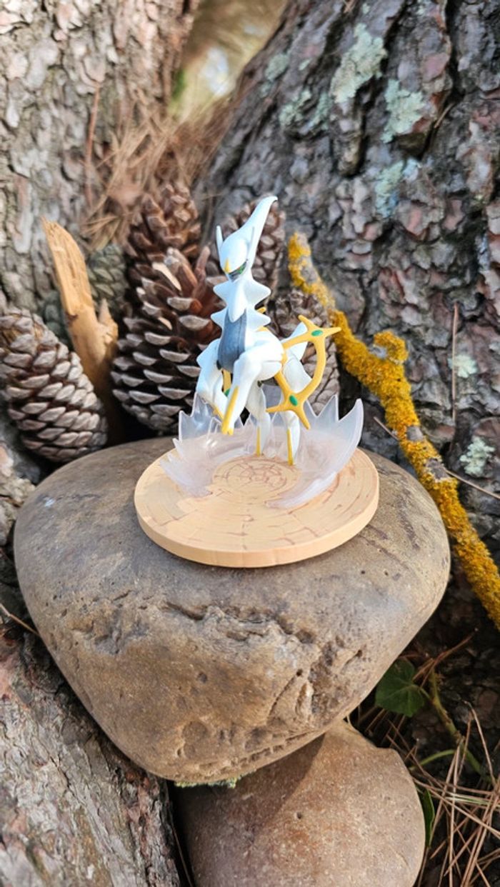 Super figurine Pokemon Nintendo Arceus