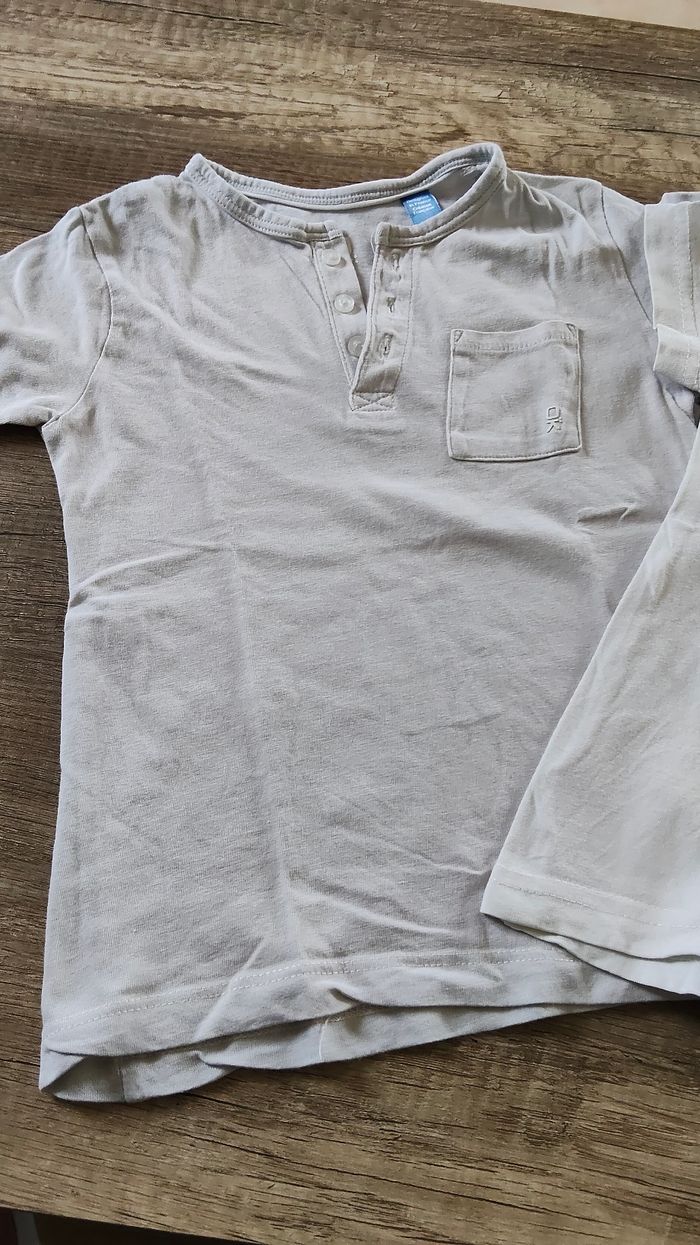 Lot de deux tee-shirts 3 ans - photo numéro 2