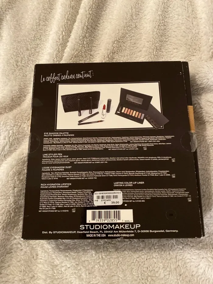 Ensemble pochette maquillage 💄 très beau pour offrir - photo numéro 5