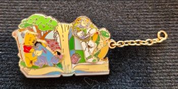 Pins DisneyLand Paris Parade 15 ans Buzz Winnie Édition Limitée