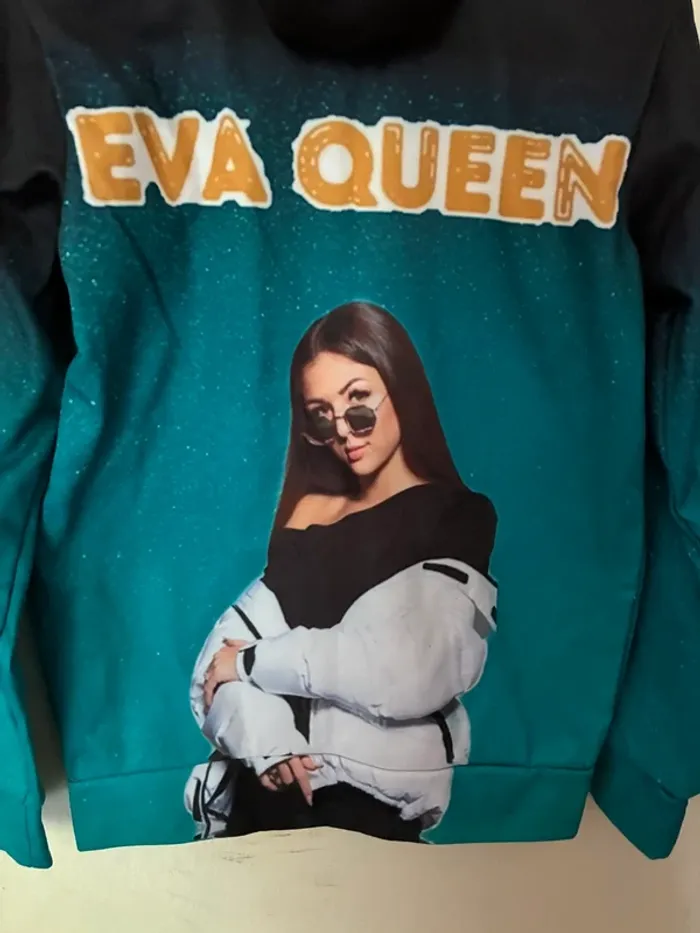 Sweat-shirt à capuche doublé Eva Queen, XS, Eva Queen neuf sans étiquette. - photo numéro 5