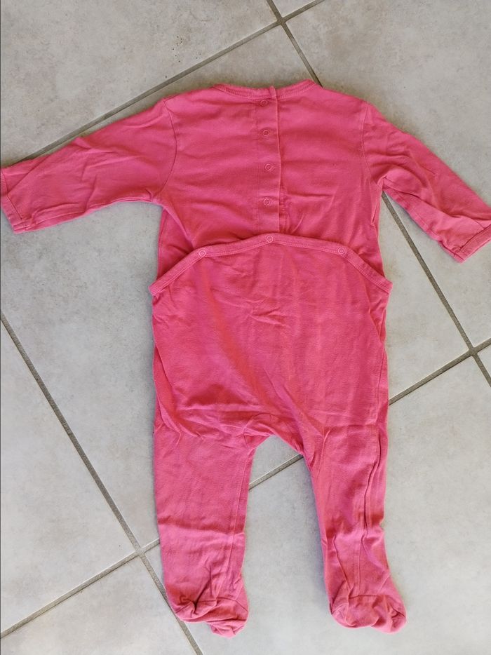 Grenouillère Kiabi, taille 12 mois - photo numéro 3