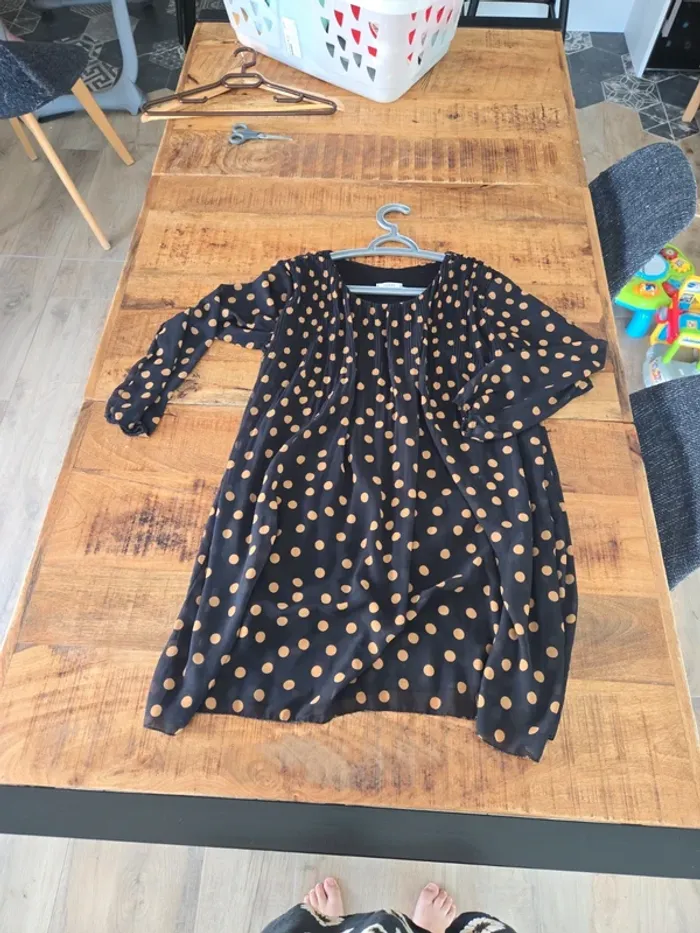 Robe noire a pois - photo numéro 3