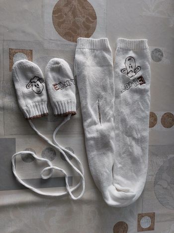 Echarpe et gants bébé