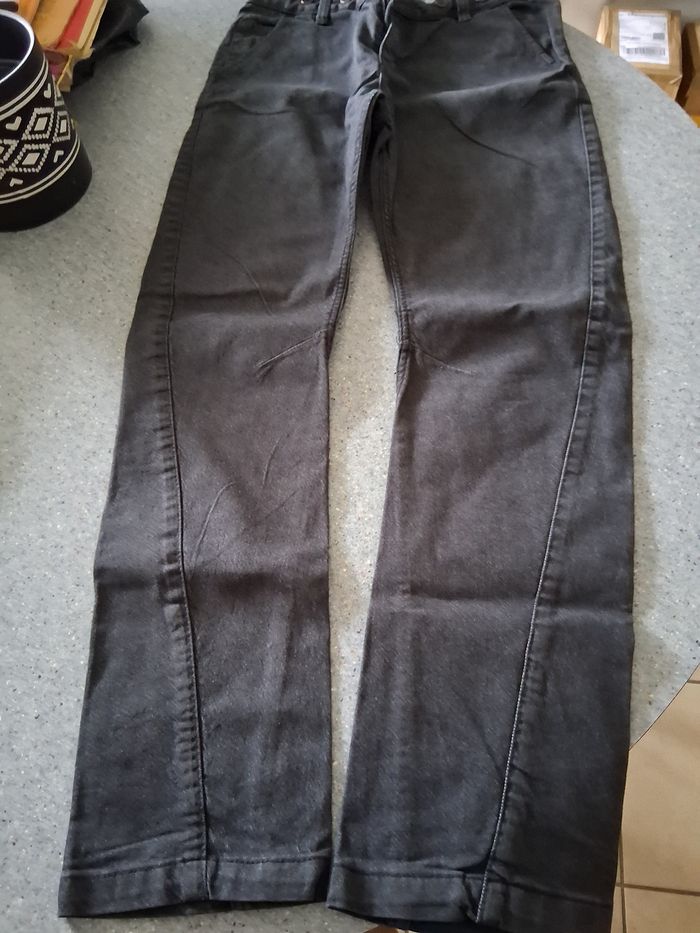 Jean droit noir " t- M"