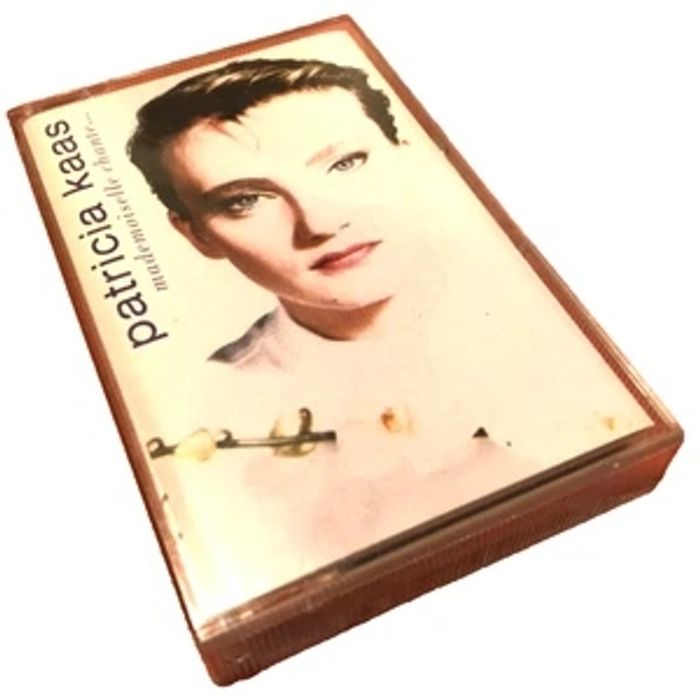 Cassette audio  Patricia Kaas mademoiselle chante (1988)  Polydor 837 3564