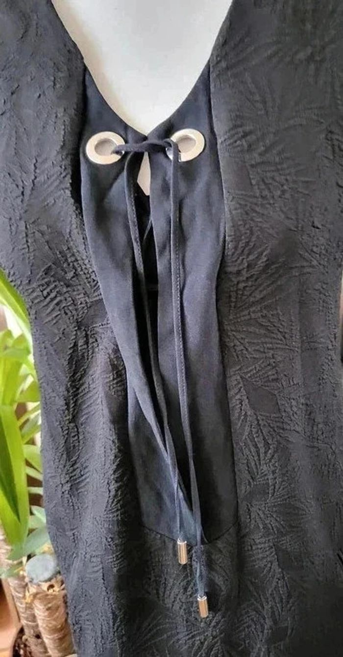 Magnifique petite robe noire IKKS Taille 36 - photo numéro 4