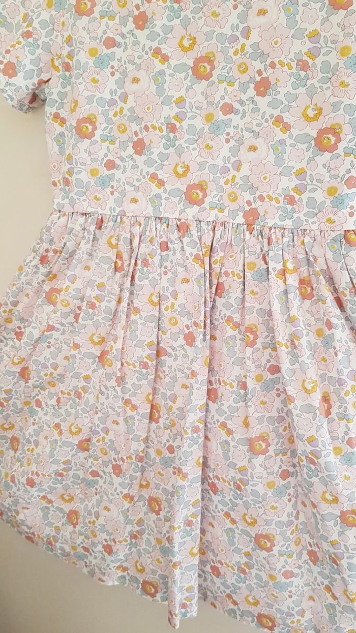 Robe Liberty taille 8 ans 🪷 - photo numéro 5