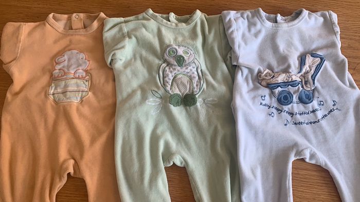 Lot 3 grenouillères 9 mois - photo numéro 2