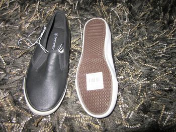 basket basse neuve taille 35