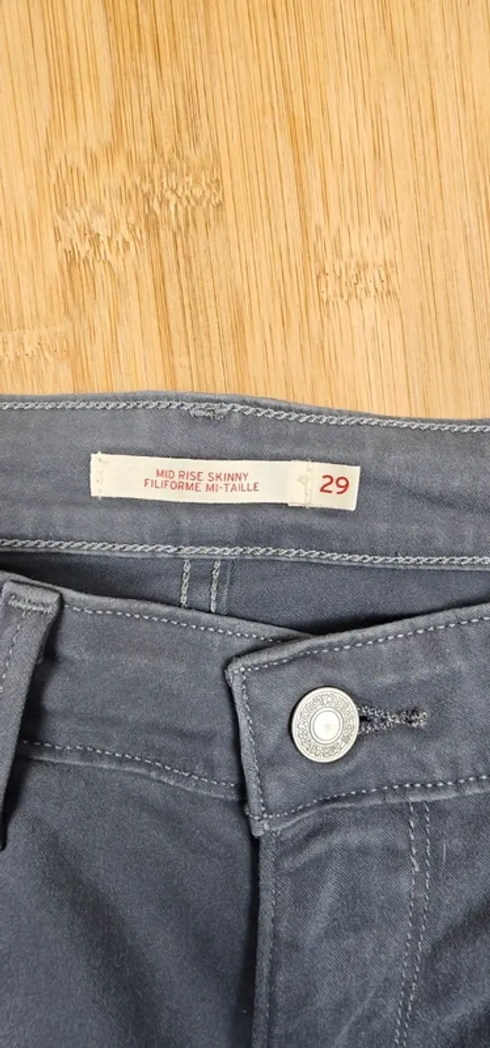 Levi's skinny filiforme mi-taille T:36 W29-L32 - photo numéro 6