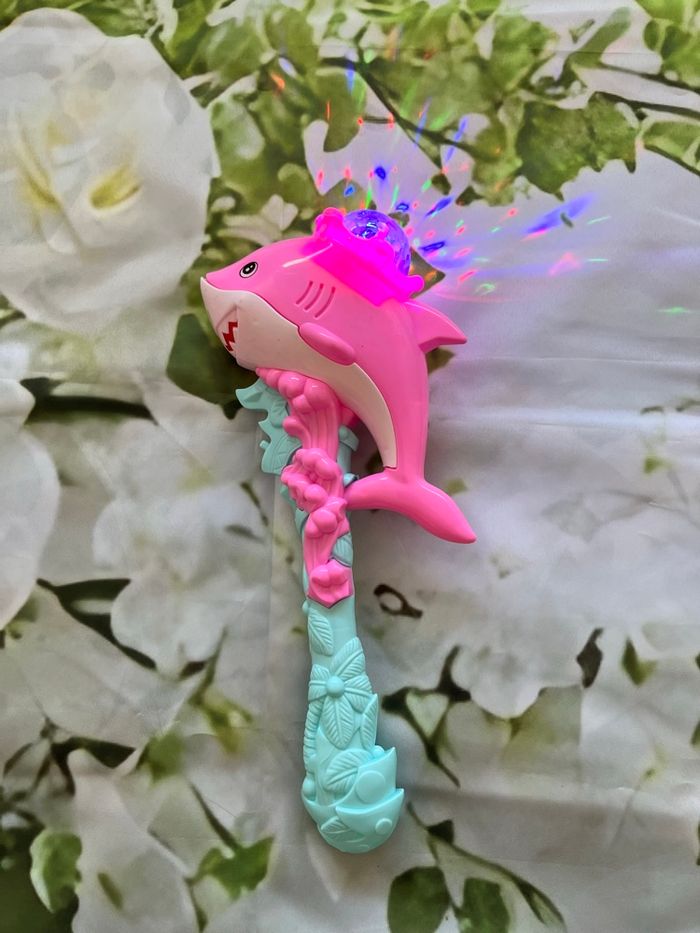 Dauphin à lumière et musicale - photo numéro 3